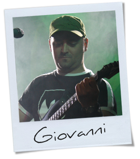 Giovanni, der Gitarrist der Partyband für Unterfranken!