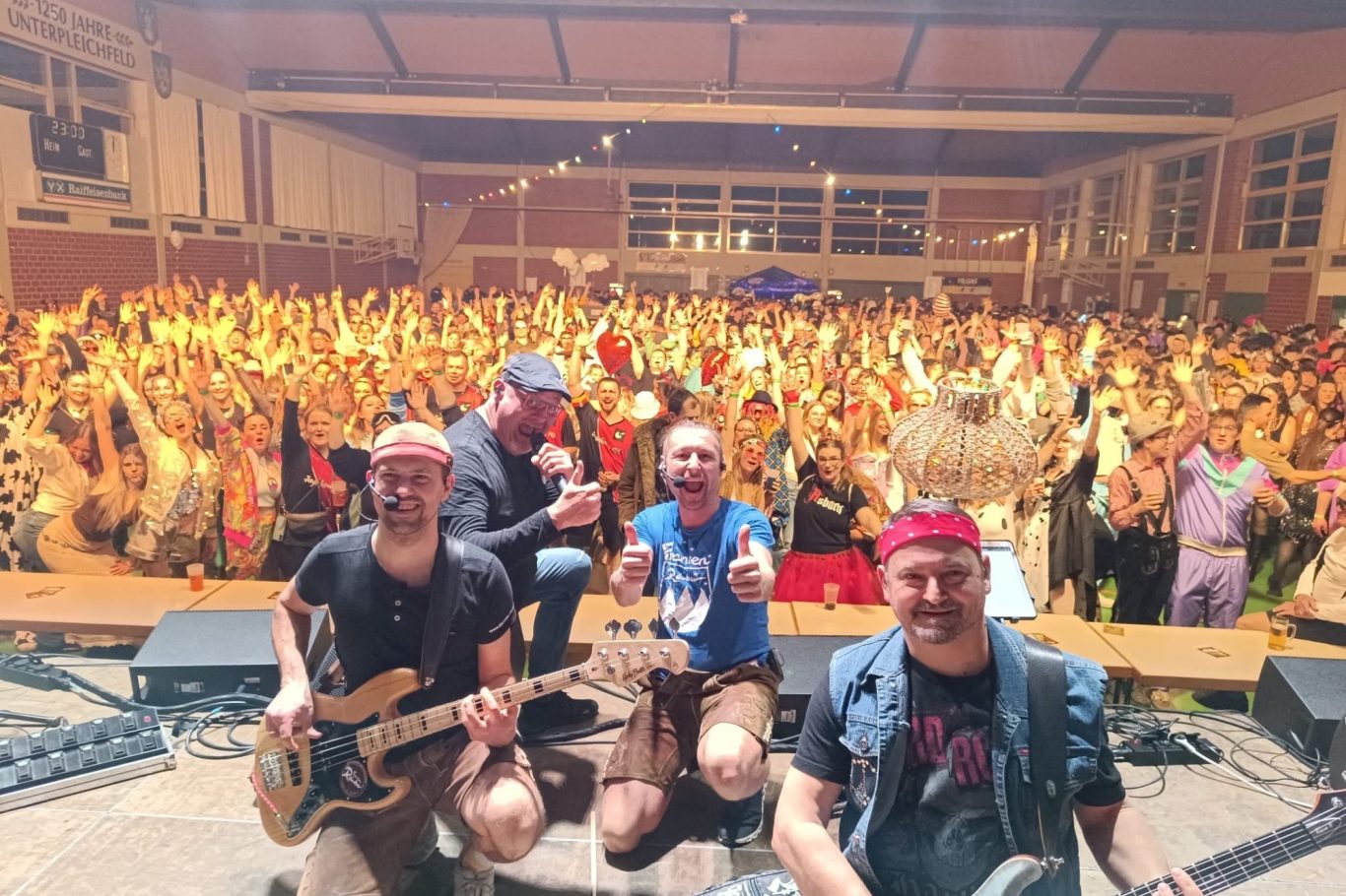 Stimmungsband für Karneval Stimmungsband für Karneval